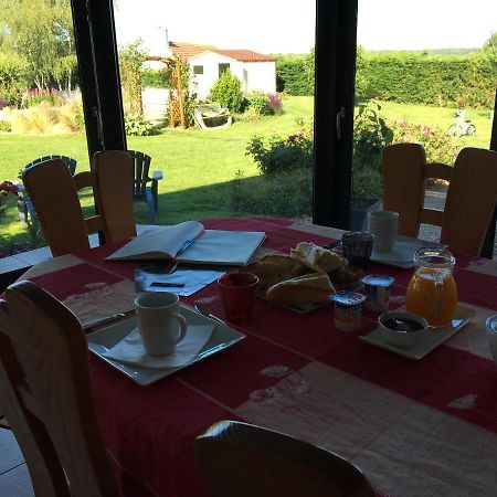 Au Bien Aitre Bed & Breakfast Beaumont-Pied-de-Boeuf  Exterior photo